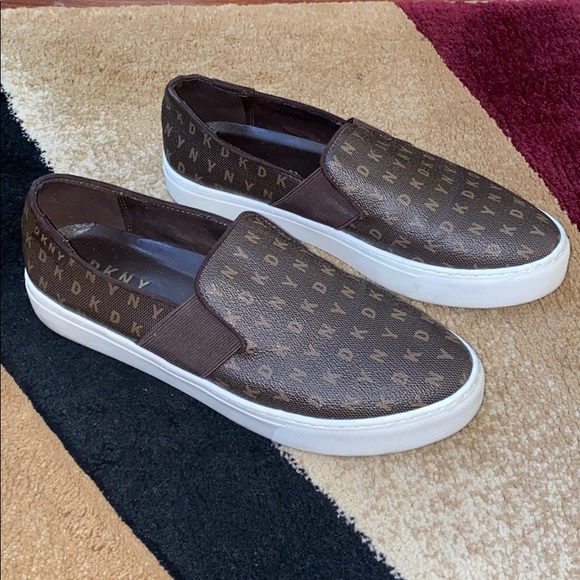 dkny slip on shoes